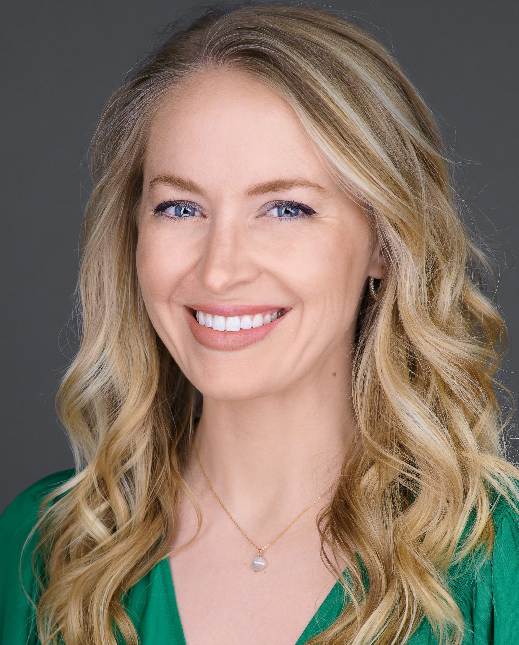 Dr K Uhthoff, DMD